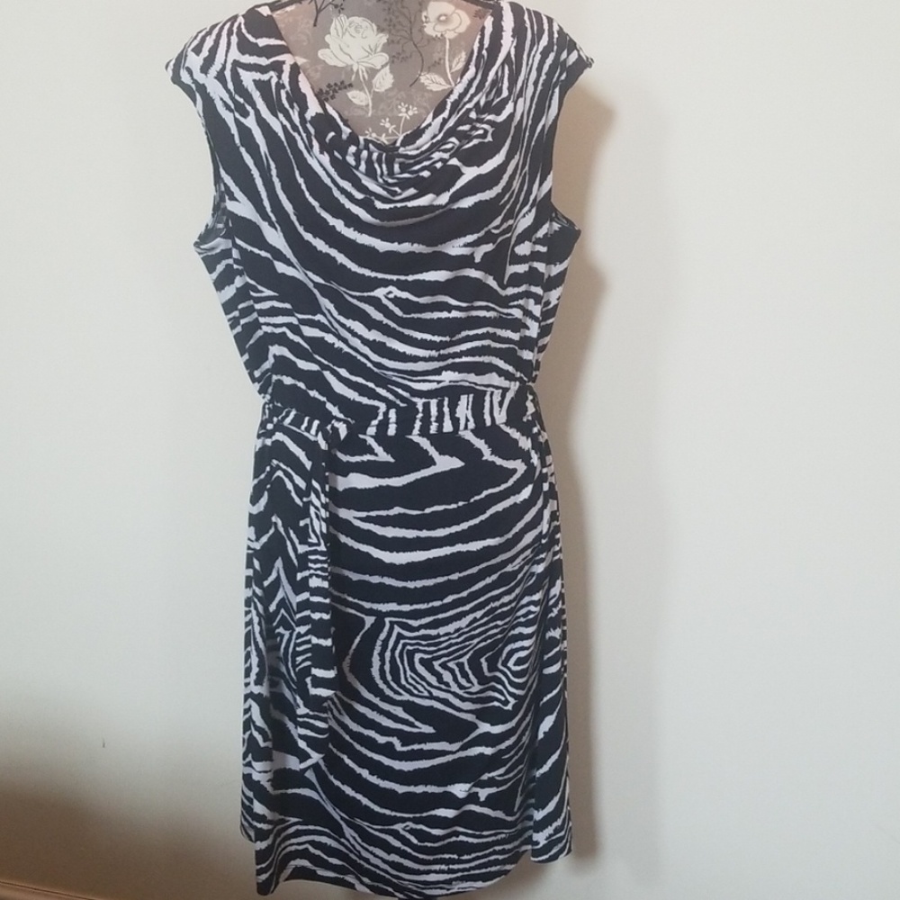 Jones New York Dress